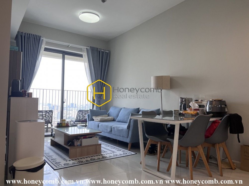 A roomy apartment for rent  in a prime location at Masteri An Phu