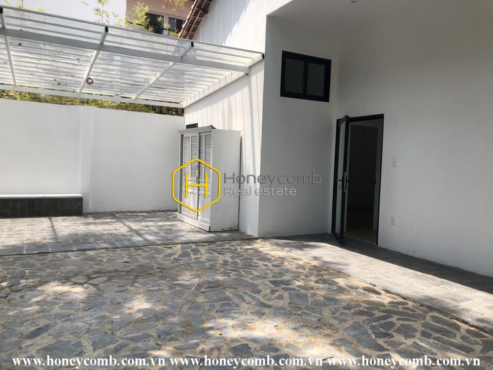 Light-filled villa with modern interiors and white tone layout in District 2