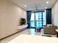 Well lit apartment with full interiors for rent in Sunwah Pearl