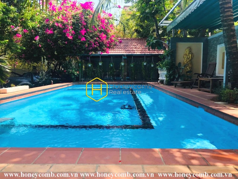 It's easy to own the most VIP standard villa in District 2 today.