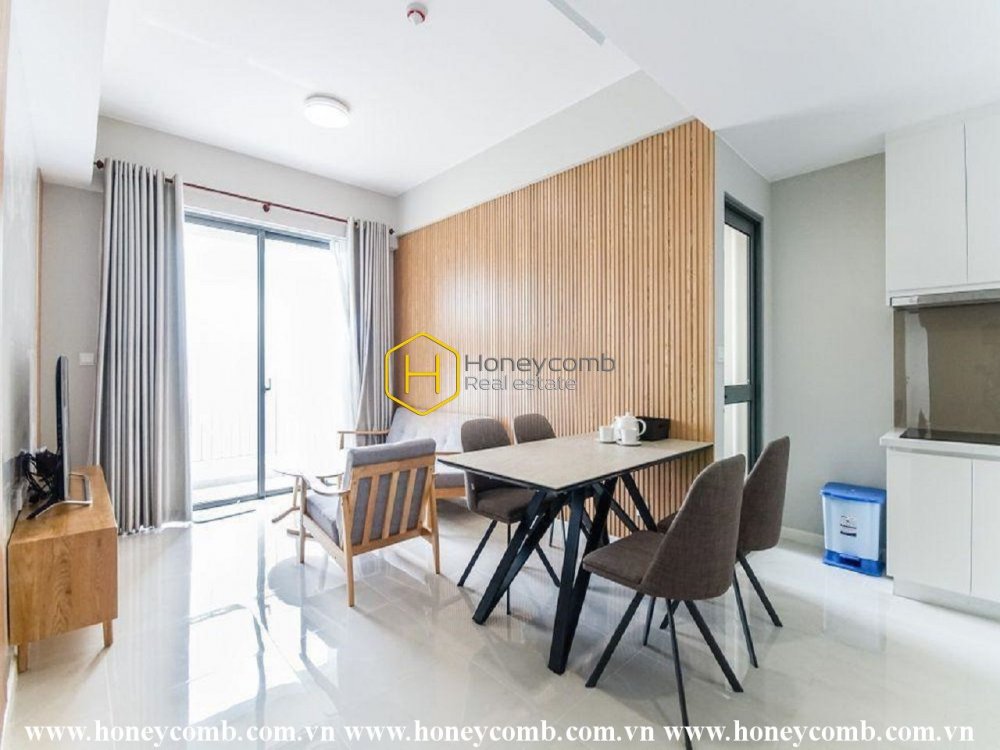 Relaxing with this simple, delicate 2 bed-apartment at Masteri An Phu