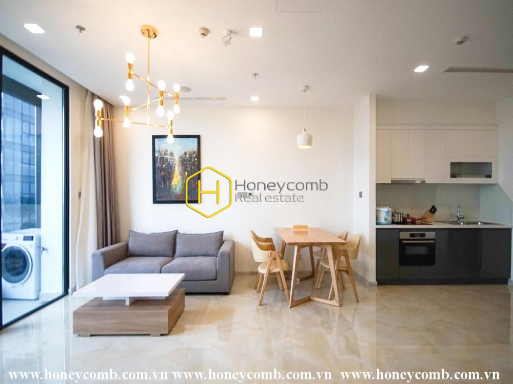 Cho thuê căn hộ hiện đại có view đẹp tại Vinhomes Golden River