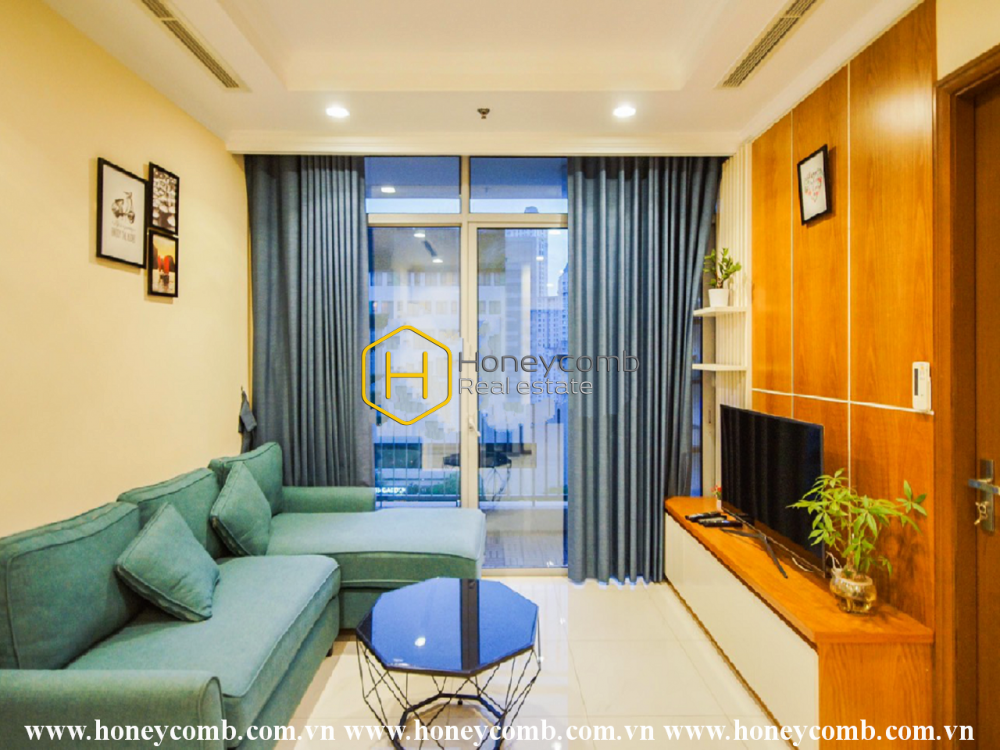 Một căn hộ ấm cúng với sắc vàng rực rỡ tại Vinhomes Central Park