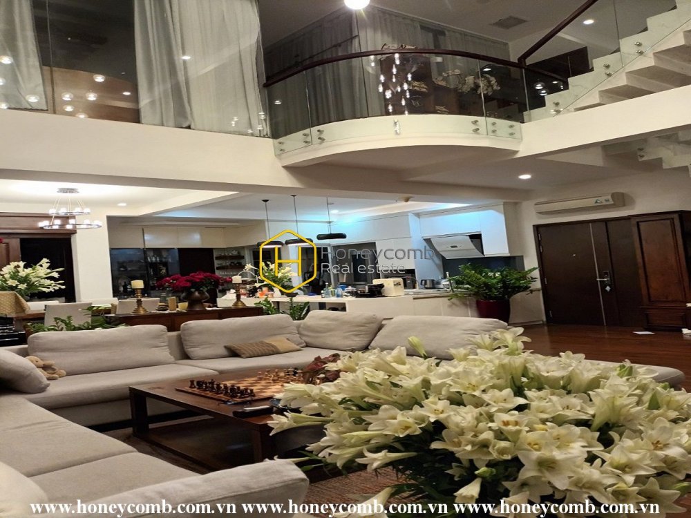 High class penthouse with full amenities and spectacular view in Tropic Garden