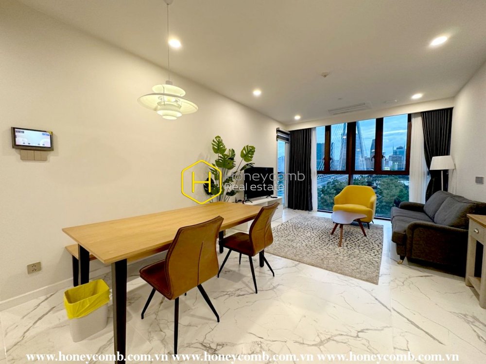 Moving into this Metropole Thu Thiem apartment and enjoy a peaceful life