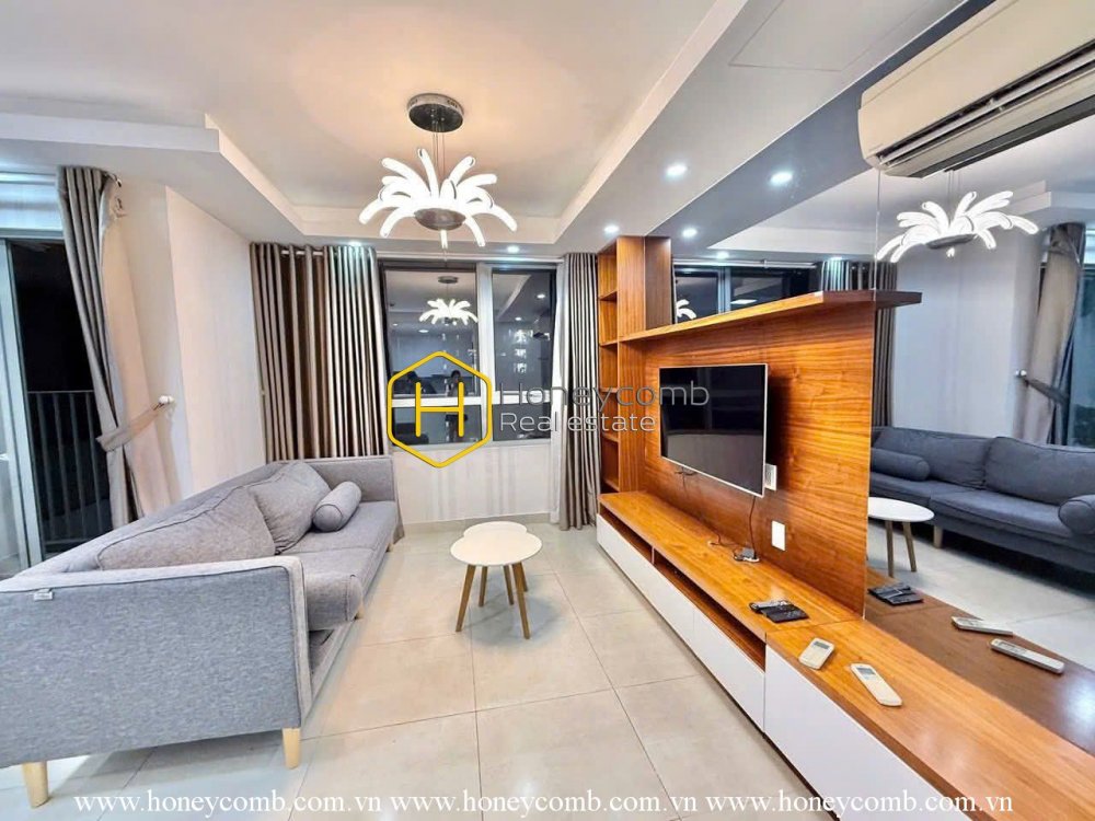 High floor 2 beds apartment in Masteri Thao Dien for rent