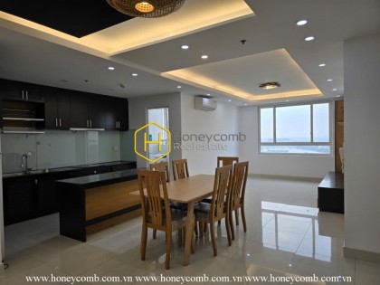 An ideal apartment for your family with lovely decoration and spacious space in Tropic Garden