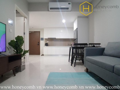 Enjoy your life with this colorful 2 bedrooms-apartment in Masteri An Phu