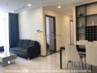 Modern design and amenities are waiting for you in this apartment! Now for rent in Vinhomes Central Park