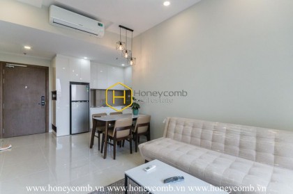 Sophistication in WHITE! The pure and peaceful apartment in Masteri An Phu that everyone loves