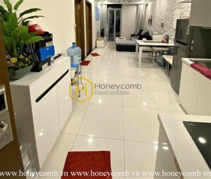 Minimalist in a retro art apartment in Vinhomes Central Park for lease