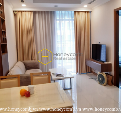 Quiet, clean and peaceful apartment in Vinhomes Central Park for rent