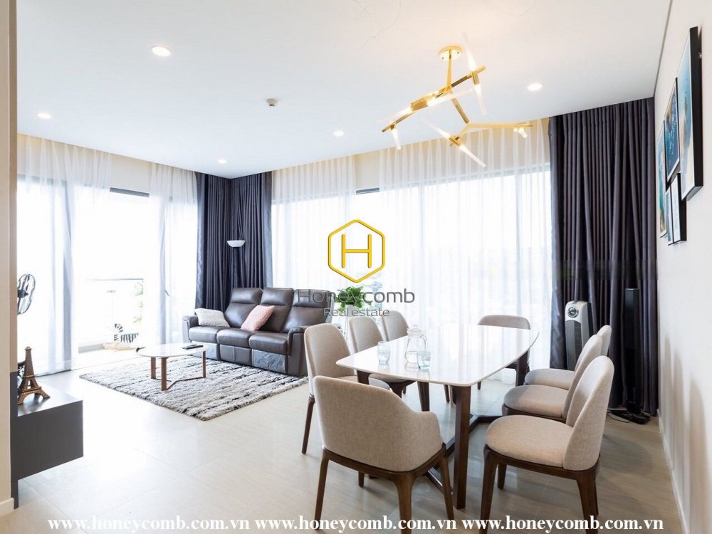 Retro - chic style apartment with full of natural light in Diamond Island