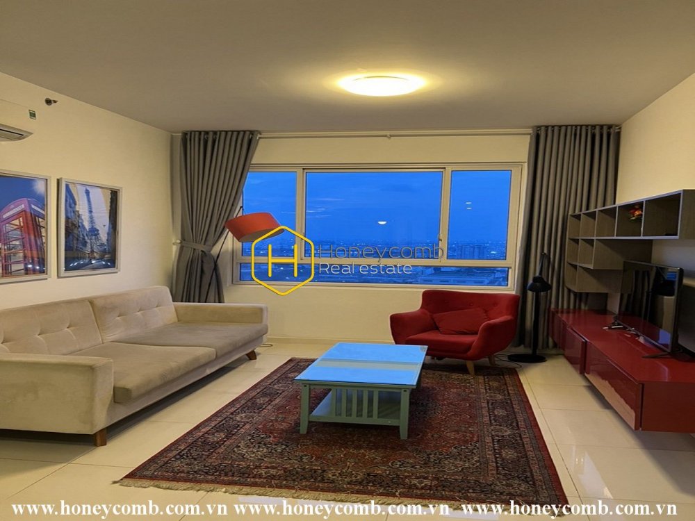 Let’s discover this new and fully fitted apartment for rent in Tropic Garden