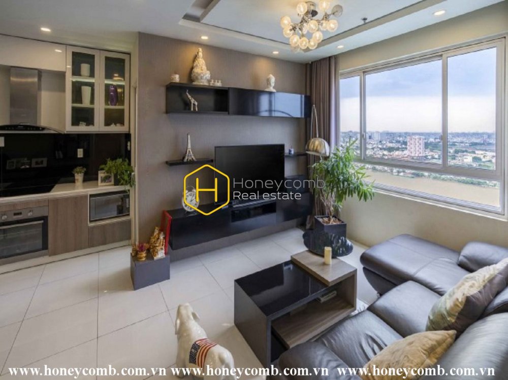 Harmonize with this stunning apartment with neoclassical design in Tropic Garden