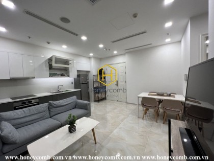 Simple design in Vinhomes Golden River apartment creates a coziness