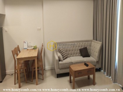 Feel the sense of intimacy and rusticness in this The Gateway apartment