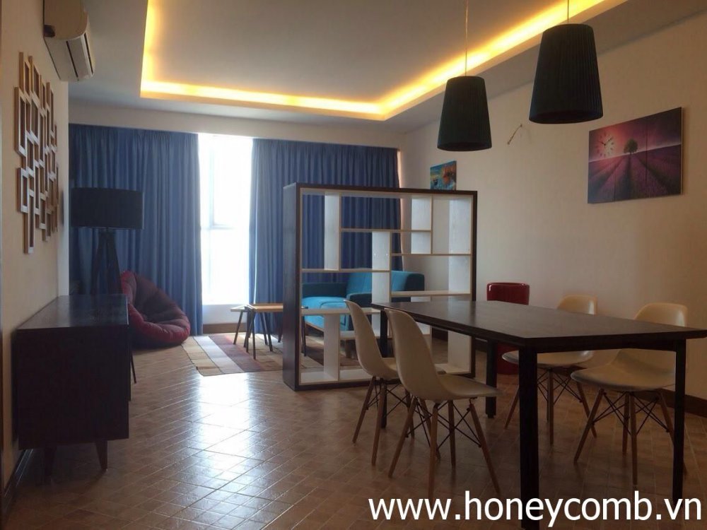 Cho thuê căn hộ Thảo Điền Pearl với căn bếp mở tuyệt đẹp, tầm nhìn tuyệt hảo