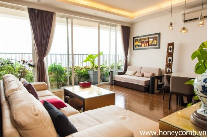 Thao Dien Pearl nice 2 beds apartment for rent