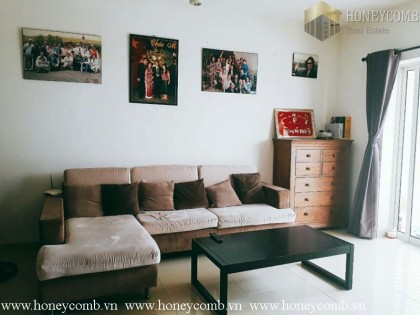 Morden style two beds apartment in River Garden for rent