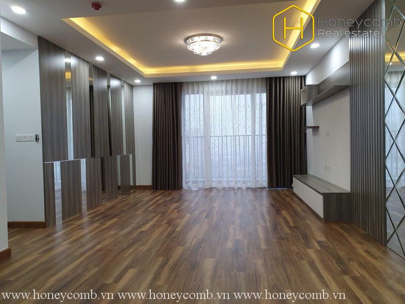 Căn hộ 3 phòng ngủ không có đồ đạc rất rộng rãi cho thuê tại Vista Verde