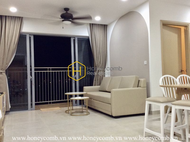 An aesthetic apartment with cozy atmosphere in Palm Heights