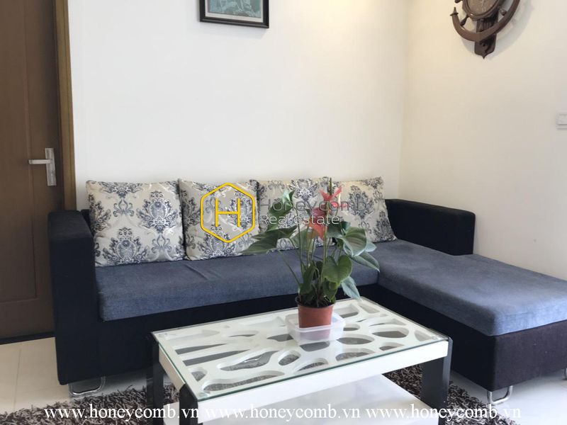 Căn hộ đầy đủ nội thất và ban công xinh xắn ở Vinhomes Central Park