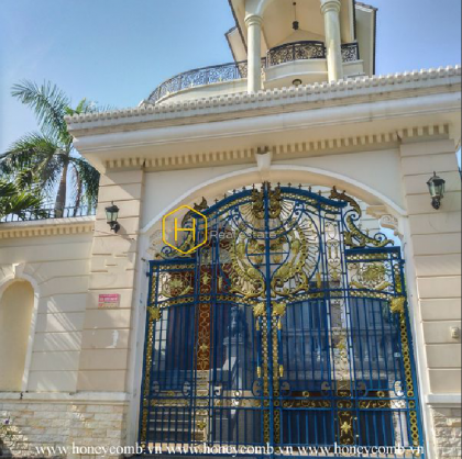 The Deluxe Villa in District 2 inspired by Western - royaled style with conviniences and high security