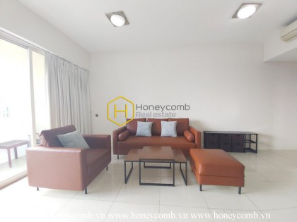 An ideal place to hide from bustle urban rhythm- The convenient and peaceful apartment in Estella