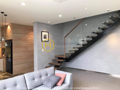 Tận hưởng căn hộ Penthouse ngập tràn ánh sáng với không gian cực kỳ rộng lớn, nội thất sang trọng và tầm nhìn toàn cảnh thành phố ở Masteri Thao Dien