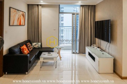Try simplified style with this apartment for rent in Vinhomes Central Park