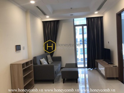 Simplified and cozy apartment with full and elegant interiors in Vinhomes Central Park