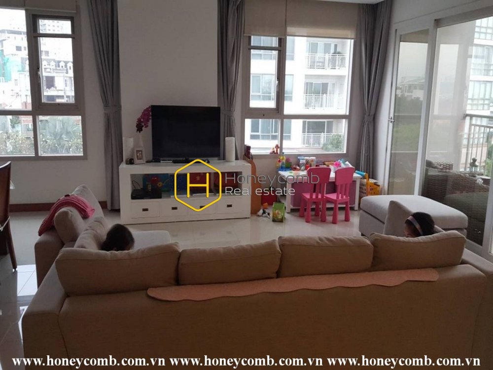 Good price 3-bedroom apartment in Xi Riverview Palace for rent