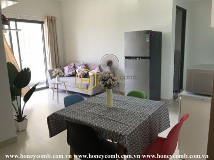 Good price 2-beds apartment with swimming pool in Masteri Thao Dien