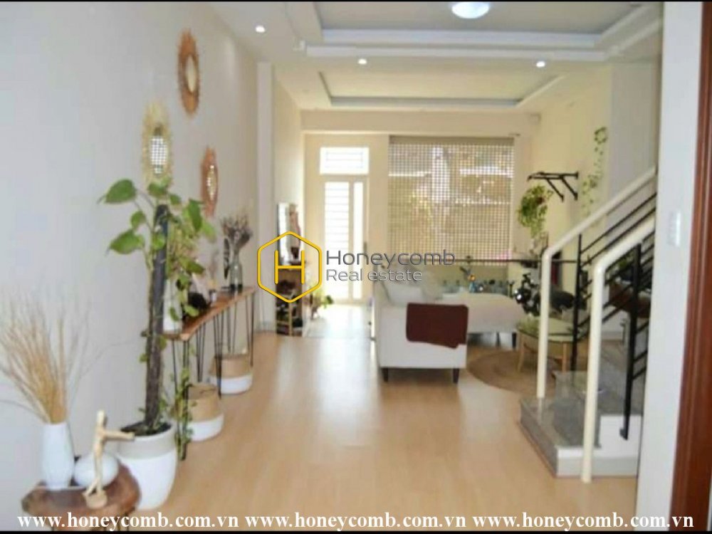 This cozy villa in District 2 will warm your heart