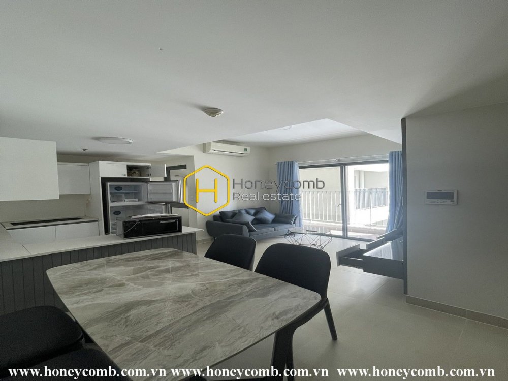 Căn hộ 2 phòng ngủ với nội thất đơn giản ở Masteri Thảo Điền cho thuê