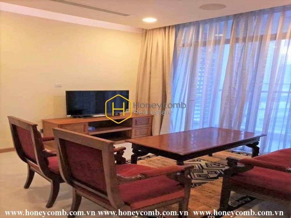 Căn hộ phong cách Vietnam thanh tao cho thuê tại Vinhomes Central Park