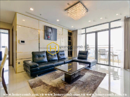 Such a luxurious apartment that you deserve to have in your life time! It is available in Vinhomes Central Park !