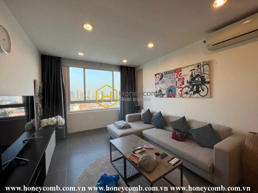 You will love at first with this idyllic beauty of this apartment in Tropic Garden