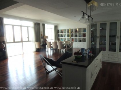 Penthouse four beds apartment wide area in The Vista for rent