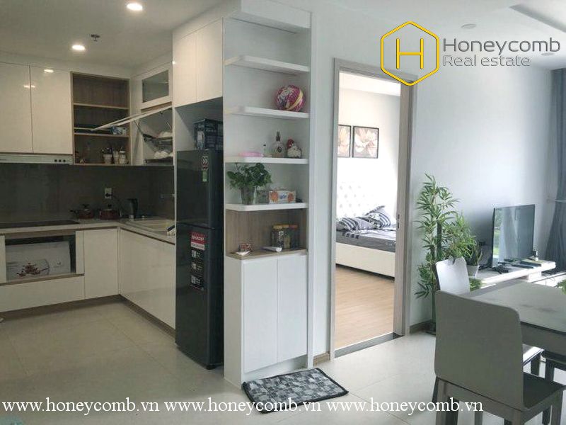 The 2 bedroom-apartment with fresh space and smart price at New City