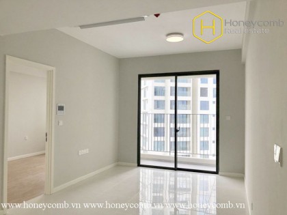 The spacious 1 bedroom without furniture at Masteri An Phu