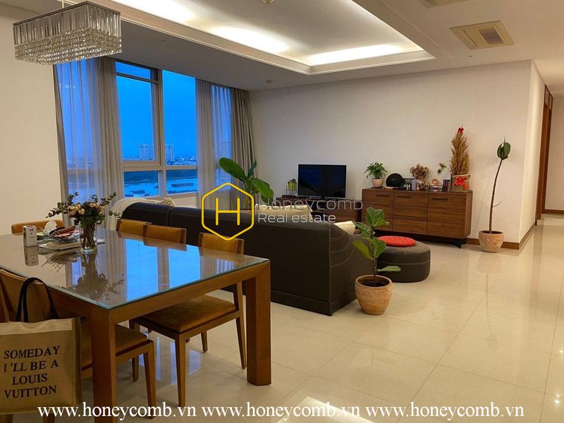 Discover the tranquil atmosphere in Xi Riverview apartment