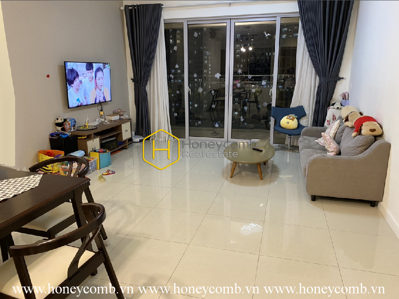 Căn hộ độc đáo với vẻ đẹp mộc mạc ở Estella Heights