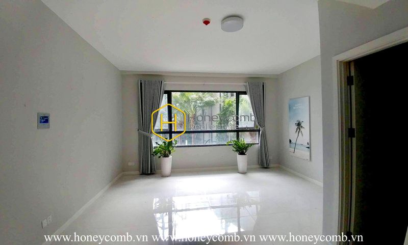 The unfurnished 1 bedroom-apartment with nice view in Masteri An Phu