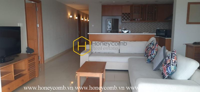 Retro chic style apartment with 2 bedrooms in River Garden for lease