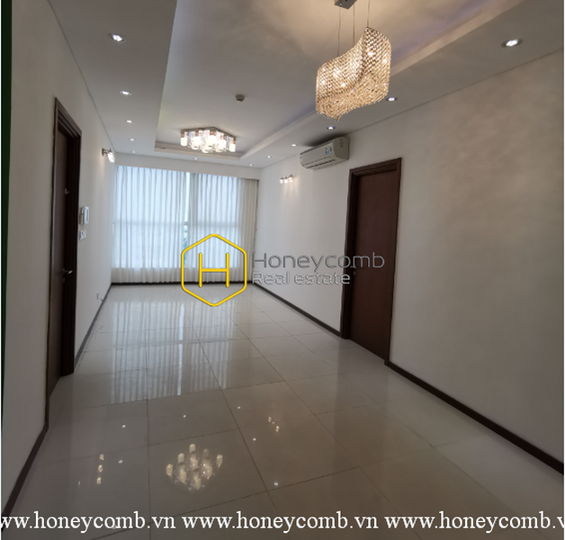 Căn hộ không nội thất cơ bản và rộng lớn ở Thao Dien Pearl