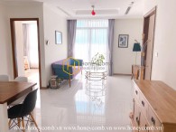 Vinhomes Central Park apartment – Youthful design & Colorful interior for rent
