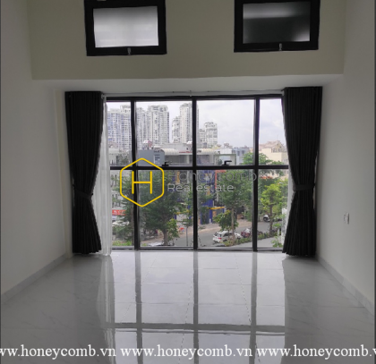 An unfurnished apartment and airy view in The Sun Avenue
