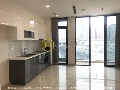 Căn hộ 2 phòng ngủ rộng rãi và ngập tràn ánh nắng ở Vinhomes Golden River